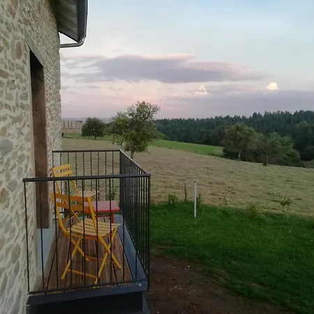 Hébergement de vacances Maison De Charme Avec Prive, Proche De Sites Medievaux Et Activites De Plein Air - Fr-1-742-562