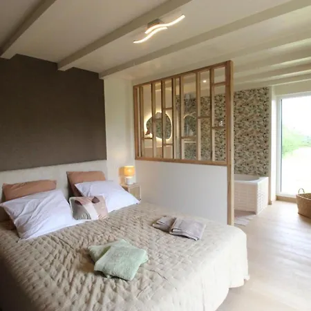 Maison De Charme Avec Prive, Proche De Sites Medievaux Et Activites De Plein Air - Fr-1-742-562 Hébergement de vacances Maurs